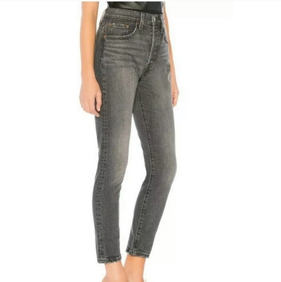 Levi's Wedgie Fit High Rise Skinny Jeans - Picture 5 of 5